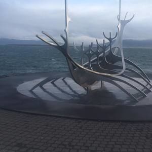 Meet your Posher, Kenzie